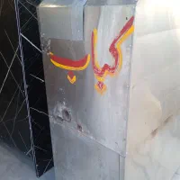 کارگر کبابی