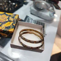 دو عدد النگو