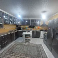 فاز۶ آپارتمان ۳واحدی طبقه ۱ (۱۲۰)متری سند تک برگ