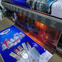 چاپ بنر استیکر مش فلکس پرچم ساحلی تراکت عکس