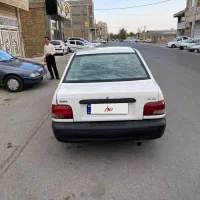 پراید ۹۶ فقط در راننده رنگ داره الباقی بی رنگ