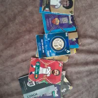 کیمدی 18 عددی همراه با تعدادی ادمک