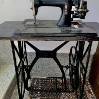 چرخ خیاطی عتیقه|کلکسیون اشیاء عتیقه|میاندوآب, |دیوار