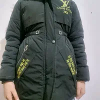 کاپشن‌ضخیم‌مشکی