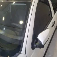 کوئیک GXR تیپ ال سفید مشکی مدل ۴۰۲|خودرو سواری و وانت|اصفهان, سروستان|دیوار