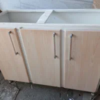 کابینت بسیار تمیز و بدون زنگ زدگی