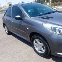 پژو ۲۰۷ اتوماتیک مدل ۱۳۹۰|خودرو سواری و وانت|اصفهان, بهارستان|دیوار