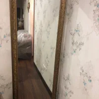 آیینه قدی دور چوبی