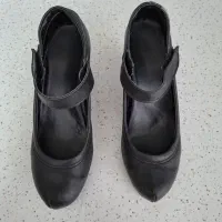 کفش رو فرشی