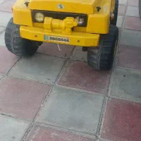 ماشین شارژی چهار موتوره