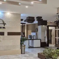 نیروی خدماتی و خانه دار