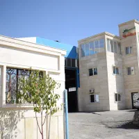 استخدام آشپز و نظافتچی