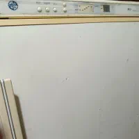 فریزر آزمایش