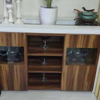 کنسول به همراه میز نهار خوری