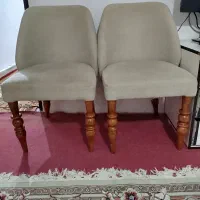 دوعددصندلی‌تمیزومرتب