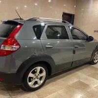 اچ سی کراس مدل آخر۹۸ در حد صفر کارشناسی رنگ سفید