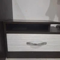 میز ارایشی|تخت و سرویس خواب|اهواز, کوی مهدیس|دیوار