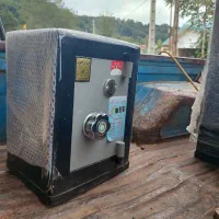 قفل ، صندوق ۱۰۰ کوتاه تحویل رایگان