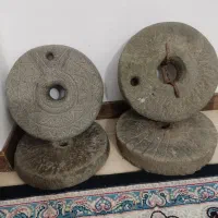 سنگ آسیاب قدیمی