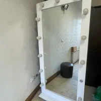 رگال ،ایینه.صندلی ارایشگاهی.ترولی