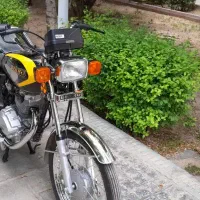 موتور هندا ۴۰۲ با لاستیک نو کویر نو ۱۸۵/۶۵/۱۴|موتورسیکلت|اصفهان, خانه اصفهان|دیوار