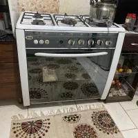 یخچال،بخاری گاز با تعدادی لوازم به فروش میرسد