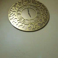 ساعت دیواری اینه‌ای