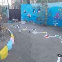 طراح و نقاش مدارس و دیوار نویسی