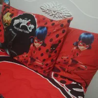 تخت دخترونه نوجوان