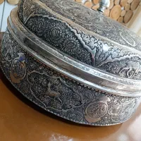 ظرف تمام قلم|کلکسیون اشیاء عتیقه|بن, |دیوار