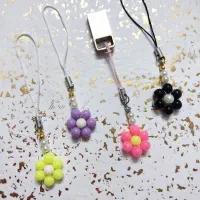 آویز مرواریدی