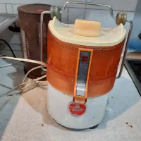 اب میوه گیری توشیبا