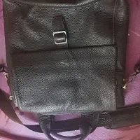 کیف اداری نوین چرم اصل ودوعدد کیف دیگر