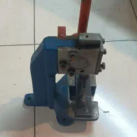 پرس دستی ۱۲ کیلویی