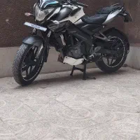 موتورns200 مدل۹۸