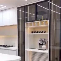 ساخت کابینت و کمددیواری ودرب چوبی