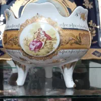 آجیل خوری یاشکلات خوری