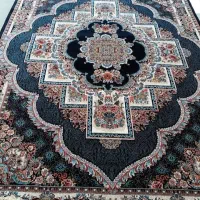 سه تخته فرش ۷۰۰ شانه تکی زیر قیمت به علت تک بودن