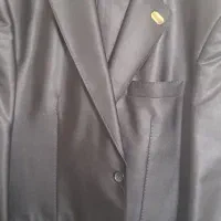 کت و شلوار در حد نو کاملا سالم