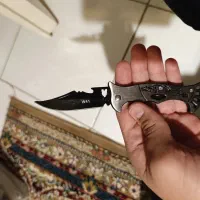 چاقو بدون ضامن تاشو