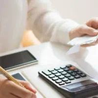 استخدام مدرس