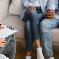 نیازمند منشی خانم (پاره وقت)