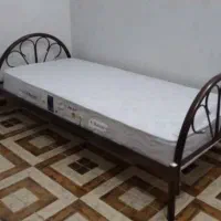 تخت فلزی تک نفره