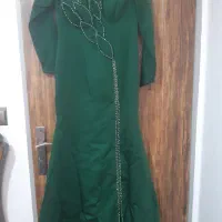 لباس مجلسی در حد نو|لباس|نیشابور, هفده شهریور|دیوار