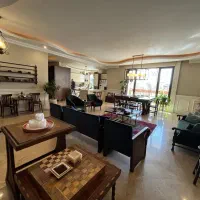 فرمانیه/۱۴۵متر/نورگیر از ۳ جهت/تاپ لوکیشن/لابی شیک