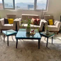 جلومبلی و میز عسلی