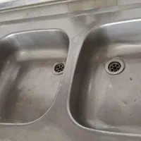 کابینت فلزی و سینگ دوقلو و شیرآب همگی سالم