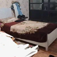 تخت یک نفره به همراه تشک