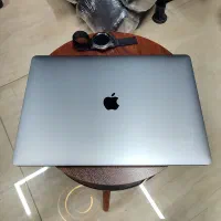 لپ تاپ،مک بوک پرو(۲۰۱۷)