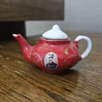 قوری کوچیک شاه عباسی جاشمعی مدل لاله رنگ قرمز